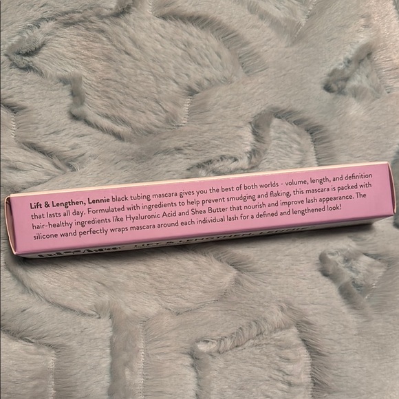 NIB Red Aspen Bronze Pressed Powder and Mascara Set - Picture 7 of 7